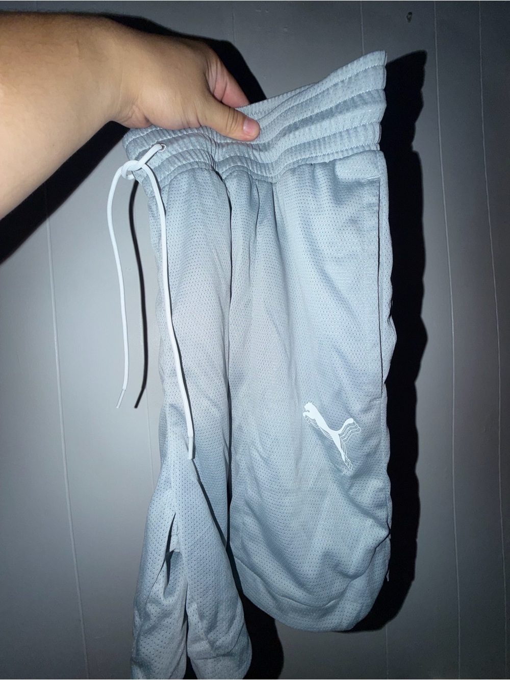 Men Puma Light Gray Athletic Shorts with Drawstring Size XL